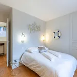 High-end 75m2 - Place Morny *