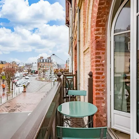 High-end 75m2 - Place Morny * 도빌