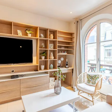 High-end 75m2 - Place Morny 公寓