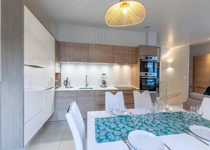 아파트 High-end 75m2 - Place Morny *